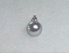 K18WG Akoya Pearl Diamond Pendant 8mm Gray D0.06