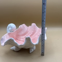 ￼Vintage 1980’s Fitz and Floyd Footed Seashell Dish, “Coquille” H-5” W-8” D-7”