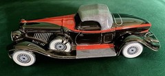 1983 Ceramic Avon 1932 Auburn Boattail Speedster Handcrafted Original Packaging