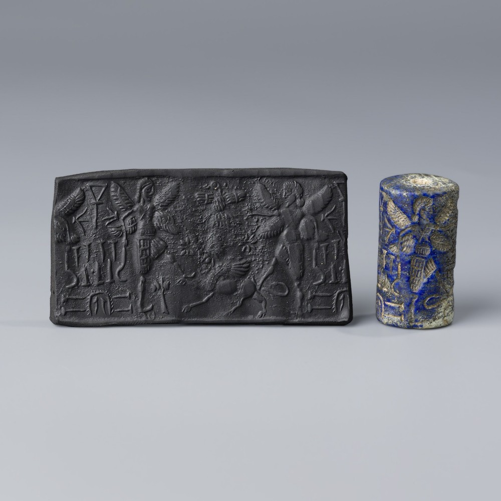 Near Eastern Achaemenid Lapis Lazuli Cylinder Seal Bead Pendant Depicting Figure