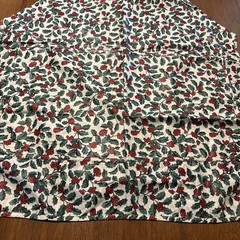Longaberger Bib Apron – Traditional Holly 30” Deep Pockets