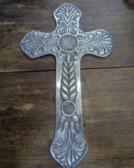 Vintage Aluminum METAL CAST CROSS 18″ X 11″ SOLID Wall Hanging
