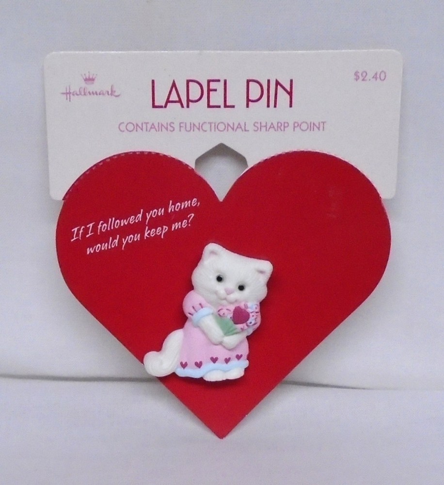 Hallmark 1990s Valentine’s Day Plastic Pin Cat Flower & Heart Bouquet Kitten