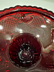Avon Cape Cod Ruby Red Cake Stand No Damage Shiny Glass 11 In Wide x 3 In Tall