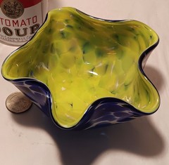 KIWI GREEN seattle studio art glass bowl vtg melissa misoda blue sculpture nut