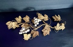 Vintage Italian Leaves Gold Gilt Tole Grapes Leaves Wall Decor MCM 16”x6.5”