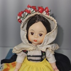 Vintage Madame Alexander 8″ GREECE #565″ Doll – With Original Box And Tag