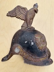 VINTAGE WW1 1870 IMPERIAL PRUSSIAN HELMET CAST METAL WALL HANGING SEXTON 1968