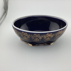 Limoges Castel Oval Trinket box with 22K Gold Design, made in France