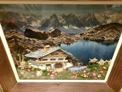 MOUNTAIN LIVING FAMILY BOX FRAME VINTAGE HANDMADE SOLD AS IS
