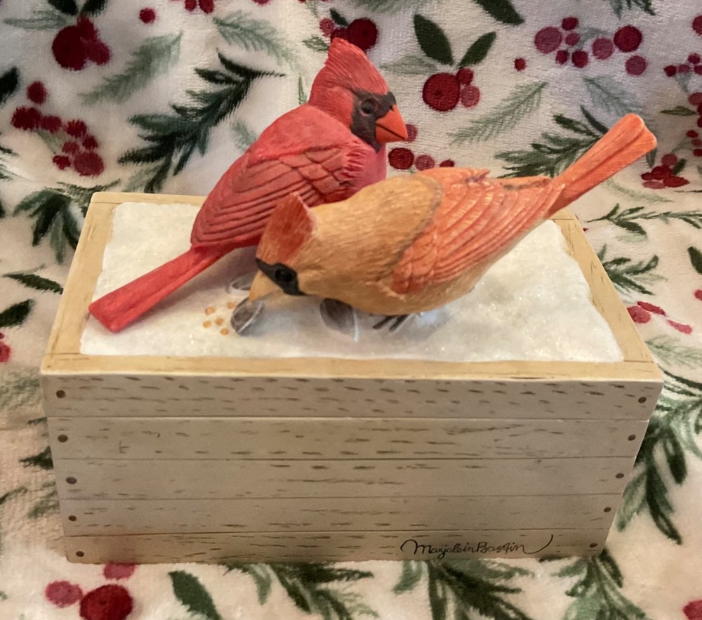 HALLMARK MARJOLEIN BASTIN NATURE’S SKETCHBOOK CARDINALS BIRDS TRINKET BOX 1990S