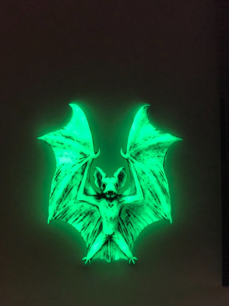 Neil Eyre Designs Halloween Dracula Flying Vampire Bat glow in dark Magnet