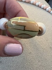 VTG MADE IN JAPAN NECKLACE WHITE PINK PALE GREEN BEADS WITH GOLD TONE ACC. 28”