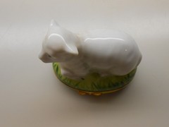 RARE Vintage Authentic Limoges Box – France – Lamb – Sheep – Chamart Company