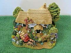 Lilliput Lane Roll Out The Barre. Mint in original box with a deed.