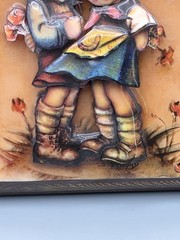 ​Vintage 3D Wall Plaque Boy and Girl Under Umbrella Decorative Art Decor