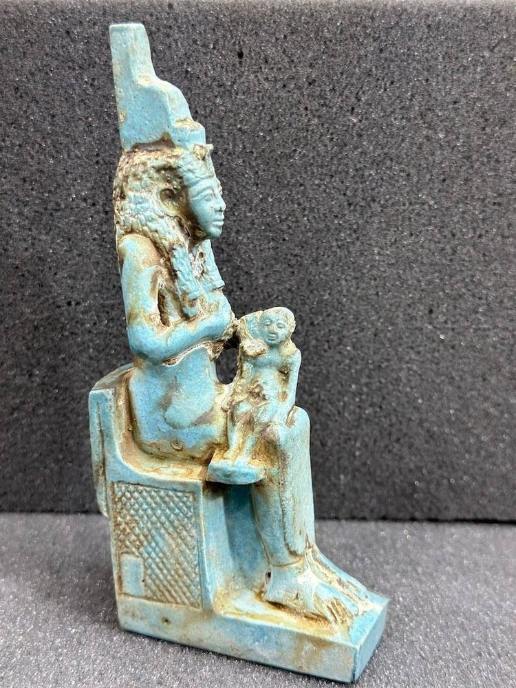Rare Antique Pharaonic Stone Isis God Statue Ancient Egyptian Antiquities B.C