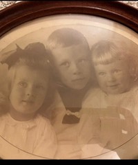 Antique 1920 Edwardian Portrait of 3 Beautiful Aristocratic Children Photograph