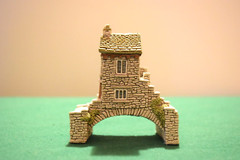Lilliput Lane Bridge House 1991. English Collection – Northern.