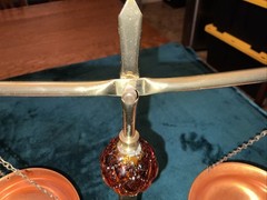 VINTAGE AMBER GLASS COPPER & BRASS ” SCALES OF JUSTICE” MID CENTURY RETRO