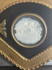 Vintage LIMOGES CAMEO FRAMED MADE IN FRANCE SUNGOTT ART STUDIO NY