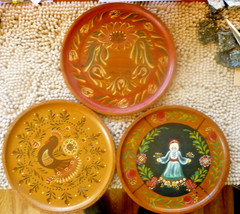 Vintage 70’s Folk Art Hand Painted & Crafted Wooden Dinner Plate Decor 12 inch