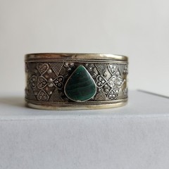 Vintage Tribal Cuff Bracelet | Mixed-Silver 800–900 Content | Malachite Cabochon