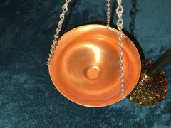 VINTAGE AMBER GLASS COPPER & BRASS ” SCALES OF JUSTICE” MID CENTURY RETRO