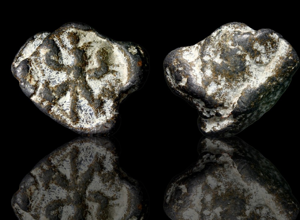 EAGLE Byzantine Lead Bulla Eagle Seal 10th–12th Century AD Ancient Seal