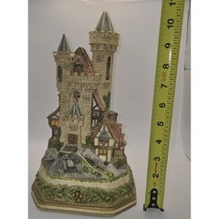 David Winter Cottages “Guardian Castle Premier” #0696 Of 1500 1994 -812