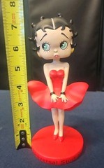 Betty Boop Red Dress Bobblehead Resin Figure Universal Studios RARE King Feature