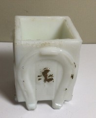 ANTIQUE EAPG UNKNOWN MFG. MILK GLASS HORSESHOE & CLOVER TOOTHPICK HOLDER