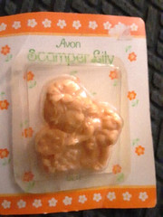 Vintage 1980s Avon Scamper Lily Hair Clip NOS