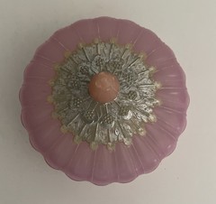 Vintage Avon Elusive Beauty Dust Vanity Powder Container Pink Plastic Gold Empty