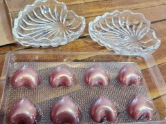 NOS Avon Hearts from the Heart Bath Pearls w Lead Crystal Covered Dish Unused