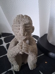 Pre-Columbian Carved Basalt Sqauting & Smoking Sukia ~ Costa Rica C. 800-1200 AD