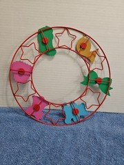 Avon Signs of Christmas Magnetic Wreath in Original Packaging