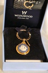 WEDGWOOD BLUE JASPER WARE NAUTICAL BLUE SHIP KEY RING NIB