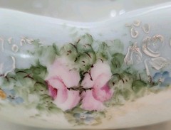 Vtg Porcelain Footed Bowl Hand Painted Roses Germany (Bavaria) Lustre & Gold EC