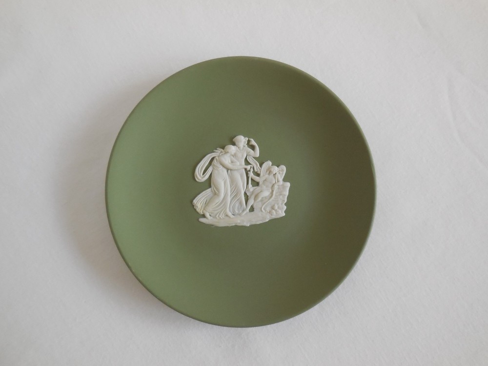 Wedgwood Sage Green Jasperware Cupid Asleep 4.25″ Tray