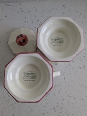 AVON Sweet Country Harvest Creamer & Covered Sugar