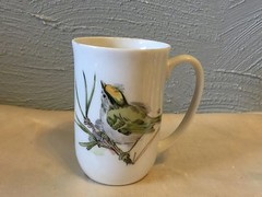 VINTAGE 1976 ENESCO SONG BIRD 10 OZ. MUGS. ( YELLOW WARBLER ) Fine China Slim