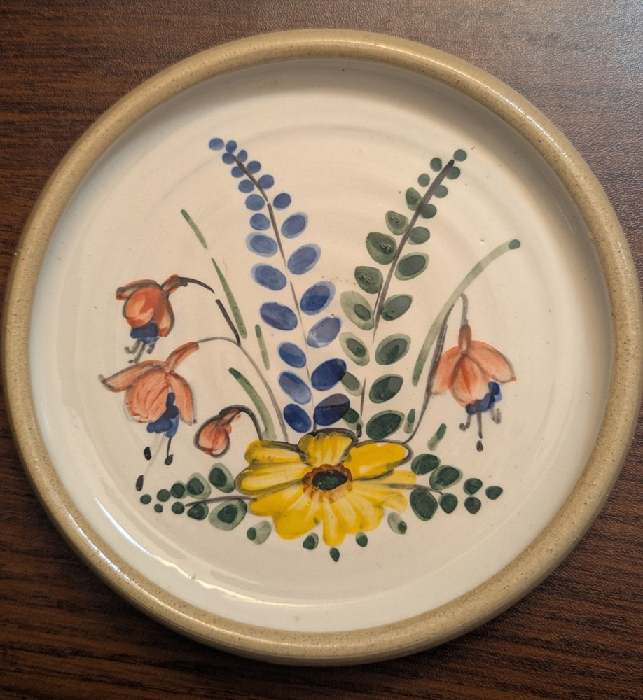 O’Neill Bunratty Ireland Small Pottery Dish Wall Hanging Handmade Signed