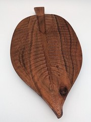 Carved Wood Leaf Tray Stem Handle Nice Grain