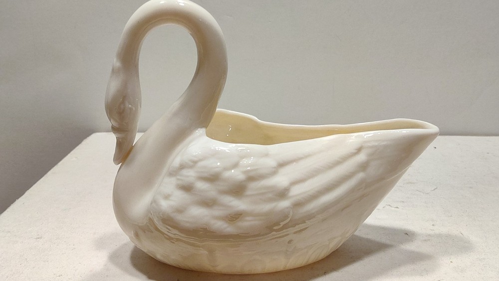 Belleek 4″ Swan Dish
