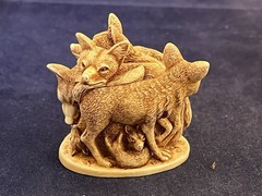 Harmony Kingdom~ DEN MOTHERS~ Wolves and cubs~UK Made~ Signed ~ NIB ~early