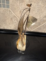 MCM John DeMott 10″ Sail Boat Brass Sculpture, Onyx Base, Signed