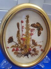 VTG Reichlin Switzerland Pressed Flower Butterfly Art Gold Oval Frame H Kirsch