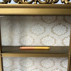 Vintage Syroco Hollywood Regency Ornate Gold Curio Wall Display Shelf