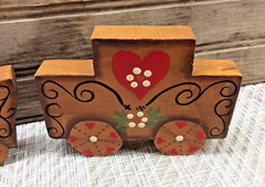 Vtg 3 Pc Wood Train Folk Art Decor Handcrafted Handmade Painted 4″ – 5.5″ Cars